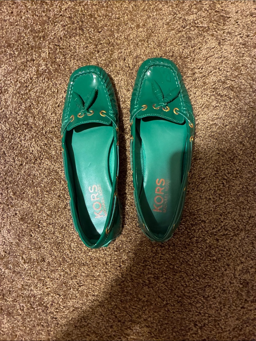 MICHAEL KORS GREEN LOAFERS. SIZE 6. THIS GREEN💚💚 NWOT - Picture 14 of 14
